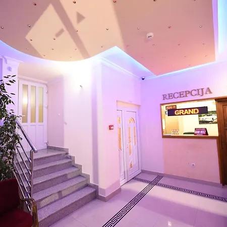 Grand Hertz Guest house *