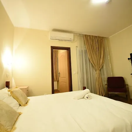 Guest house Grand Hertz *