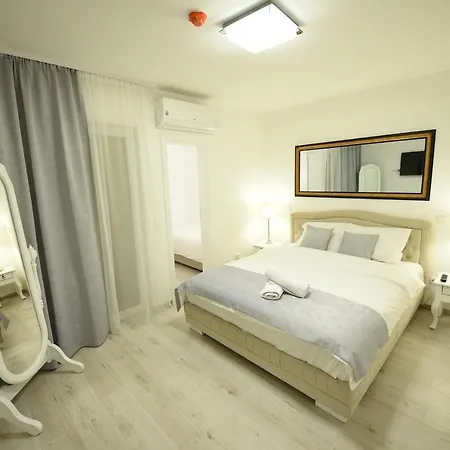 Grand Hertz בית הארחה בלגרד