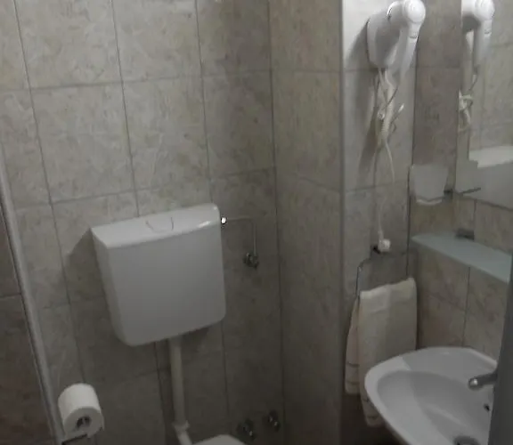 Grand Hertz Casa de hóspedes Belgrado